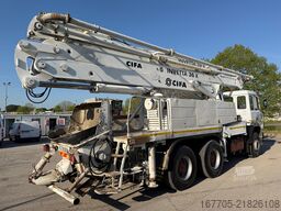 Iveco Magirus 330