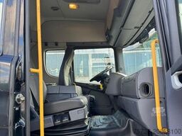SCANIA p 320 6x2 (4)