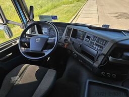 VOLVO FM 330 2T LIFT 170 TKM
