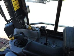 KOMATSU D61PXI-24