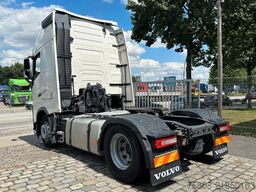 VOLVO FH 500 Globetrotter XL 2 Tanks Lane Guard