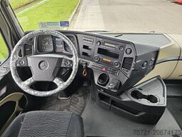 MERCEDES-BENZ ACTROS 1840 . 230 SKIRTS