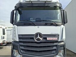 MERCEDES-BENZ 2540 L Actros 6x2  5-Sitzer Fahrschule