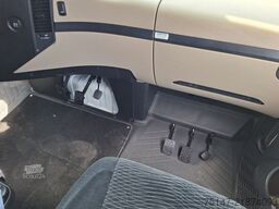 MERCEDES-BENZ 2540 L Actros 6x2  5-Sitzer Fahrschule