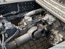 MERCEDES-BENZ Actros 1843 LS_ StreamSpace_ Retarder_ 2x Tank