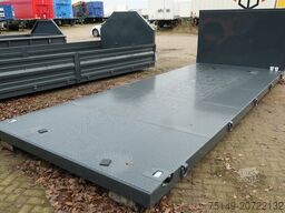 alga Plattform, Prische, Zurrösen, Stirnwand