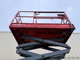 Skyjack SJ6832RT 4x4 Diesel, 11.8 Meter, 1.322 H