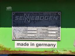 Sennebogen 850R with hydraulic rotating grapple