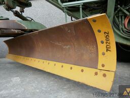 Caterpillar 130G Ex-army