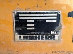 Liebherr R946 LC