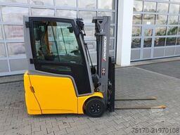 Jungheinrich EFG 215 / Triplex: 4.25m! / SS / 2.472h! / 2020