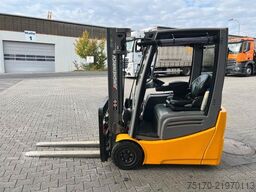 Jungheinrich EFG 215 / Triplex: 4.25m! / SS / 1.573h / 2024