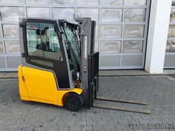 Jungheinrich EFG 215 / Triplex: 4.25m! / SS / 4.166h / 2024