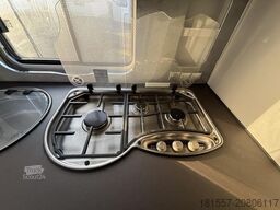 BÜRSTNER Averso 535 TL 2000 Kg, Klima, SAT/TV, Markise