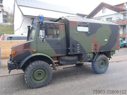 MERCEDES-BENZ Unimog MIL 2 To U 1300 L  Turbo Sanni Koffer