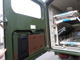 MERCEDES-BENZ Unimog MIL 2 To U 1300 L Turbo Sanni Koffer