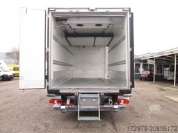 MERCEDES-BENZ Atego 1021*2xCarrier Kühlkoffer 5.75m*Klima*LBW*