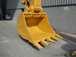 Caterpillar 352F