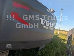 VOLVO EC 220 / SW + 2 Löffel