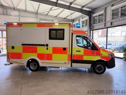 MERCEDES-BENZ Sprinter II 519 RTW/KTW KOFFER*RETTUNGSFAHRZEUG*