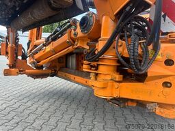 UNIMOG U 423 / Mähausstattung Dücker / Salzstreuer