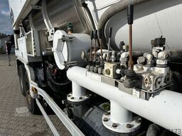 MERCEDES-BENZ Actros 4141 8x4 BB / KoKs Saug und Druckwagen