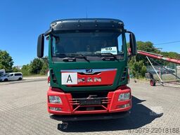 MAN TGS 26.320 / 6x2 / Faun Variopress 527