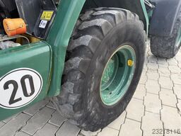 Caterpillar 906