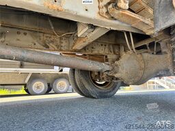 Mitsubishi Fuso Canter Flatbed Truck with Rear-Mounted Crane