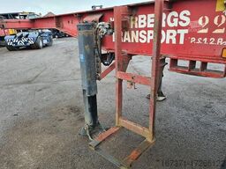Renders 2 AXLE 20 FT CONTAINER CHASSIS BPW DRUM