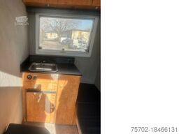 Mercedes-Benz Atego 818 Böckmann 2-3 Pferde