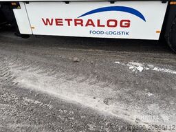 Schmitz Cargobull Semitrailer Reefer Standard divu klāju