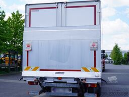 Renault D280 16T / Box truck 18 EPAL / Tail lift