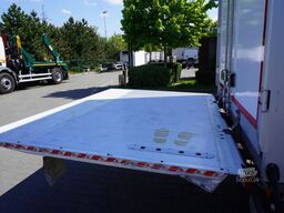 Renault D280 16T / Box truck 18 EPAL / Tail lift