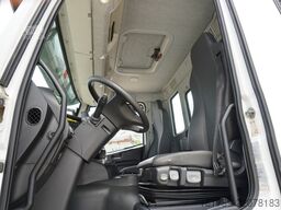 Iveco Stralis 310 E6 / 120 tho.km! / crane 15m