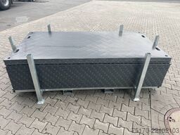  Fahrbahnplatten  / Fahrplatten inkl. Gestell / NEU
