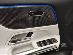 MERCEDES-BENZ EQA -Klasse EQA 350 4Matic Edition 1