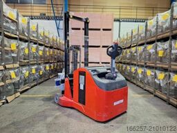 Manitou ES-C 713 SVC 17.V.315