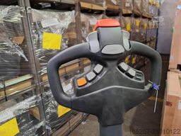 Manitou ES-C 713 SVC 17.V.315