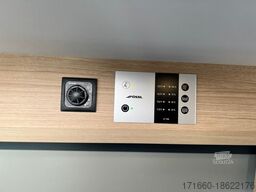 ROADCAR R 640 Citroen 140 PS