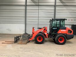 Kubota R 085