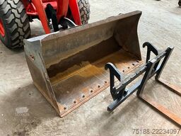 Kubota R 085