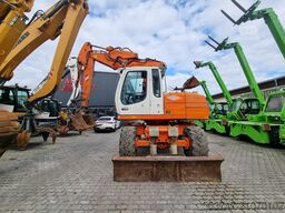 Liebherr A 314 Litronic