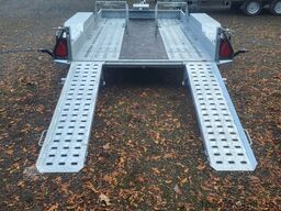 Brian James Trailers 543-3717-35-2-12