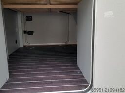 Knaus Sport&Fun 480 QL Black Selection 1700kg,Dusche