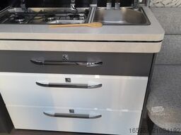 Hobby Excellent 540 WFU 2000kg TV-Halter, Dusche