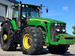 John Deere 8430