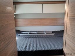 WEINSBERG CaraHome 650 DG - 4er Fahrradhalter, Navi, RFK