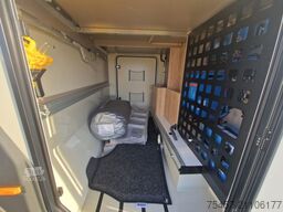 EURAMOBIL Xtura XT 686  EF, Dachklima