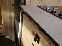 EURAMOBIL Xtura XT 686  EF, Dachklima